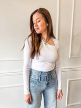 The Effortless Angle Top