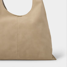 Laila Slouch Shoulder Bag