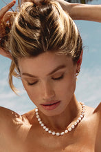 Pearl Necklace by Sahira