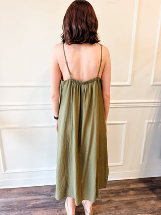 The Arden Pintuck Maxi Dress – Olive