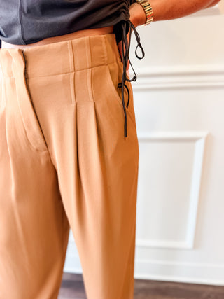 The Ellis Tailored Trouser in Toffee Tan