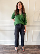 Kit V-neck Sweater Wintergreen by Pistola