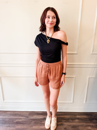 The Tailgate Short – Camel
