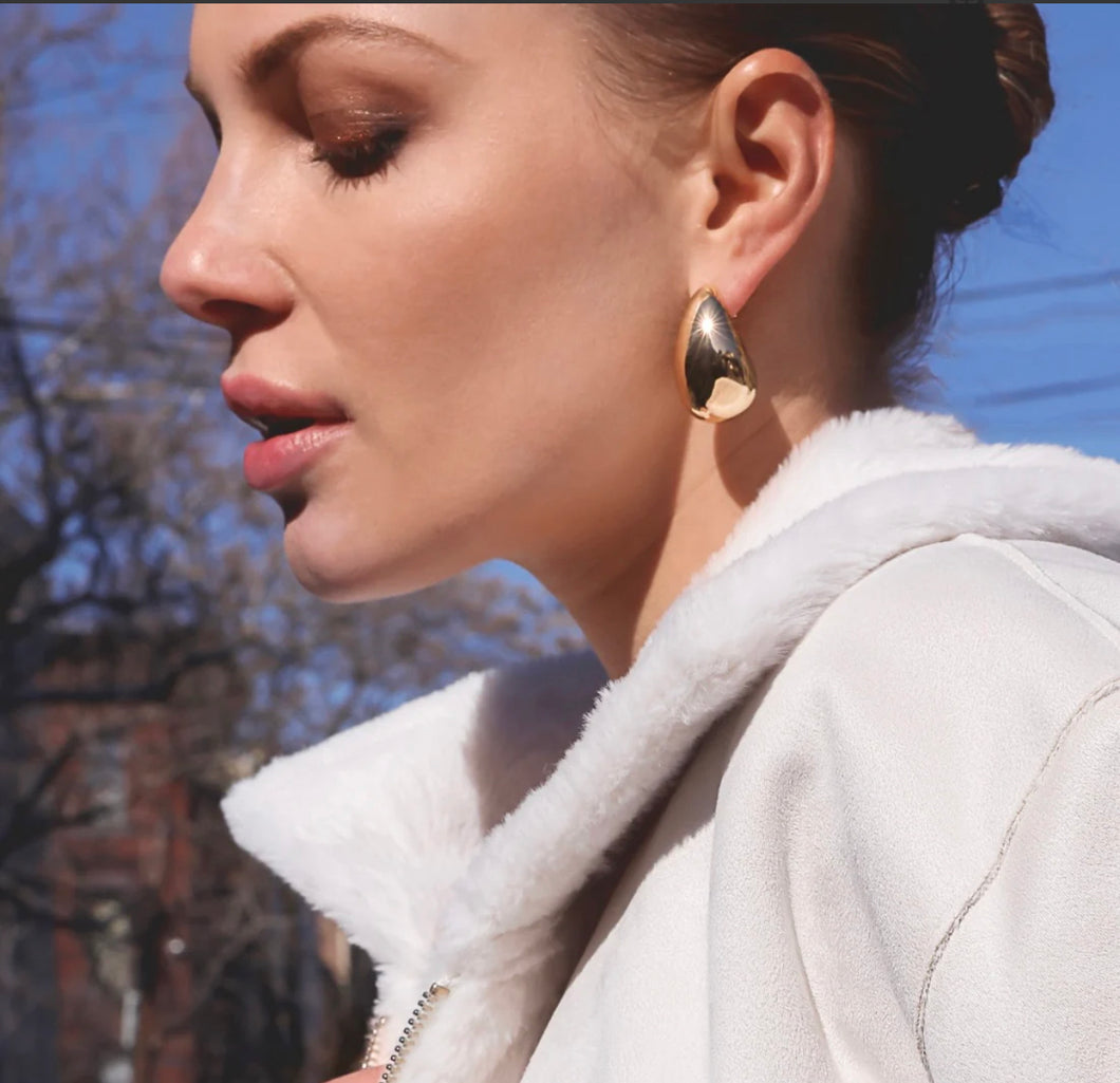 Raindrop Statement Earring