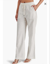 Venetia Cloud Linen Pants by Steve Madden