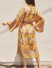 Bit Of Shine Sash Blet Kimono