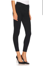 Audrey Mid Rise Skinny